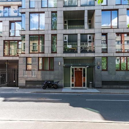 Cozy River-Side Apartment Right In Riga Bagian luar foto